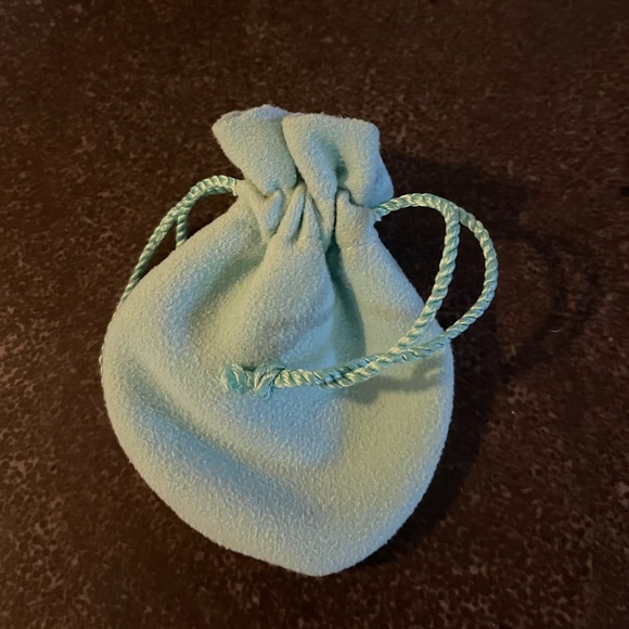 Authentic Tiffany and Co. light blue jewelry pouch - Picture 4 of 6